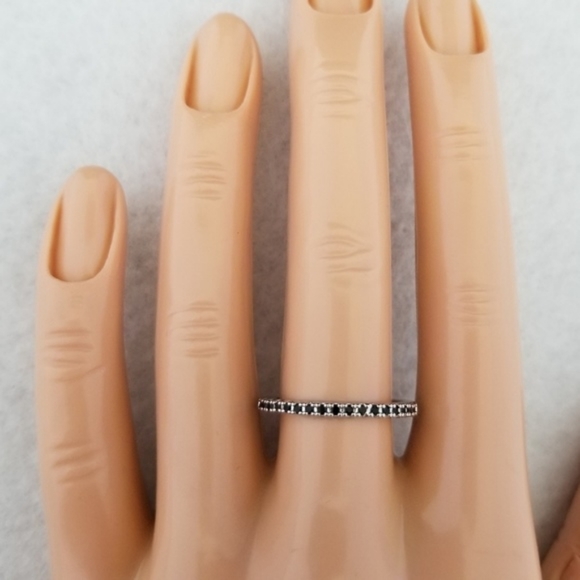 18k White Gold Pave Band - Picture 7 of 8